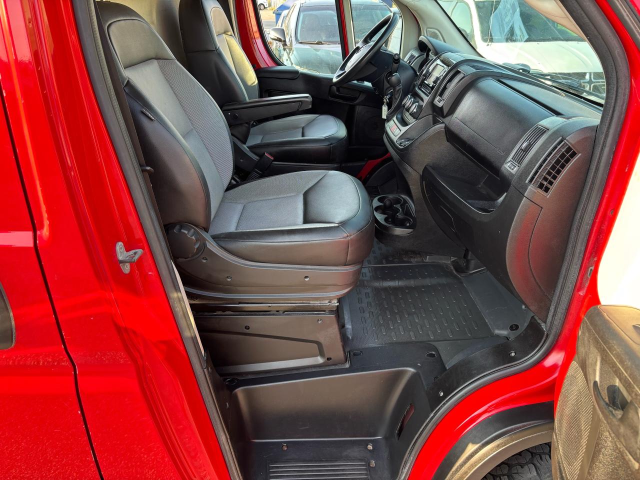 2019 RAM Cargo Van 2500 High Roof 159" WB - Photo #13