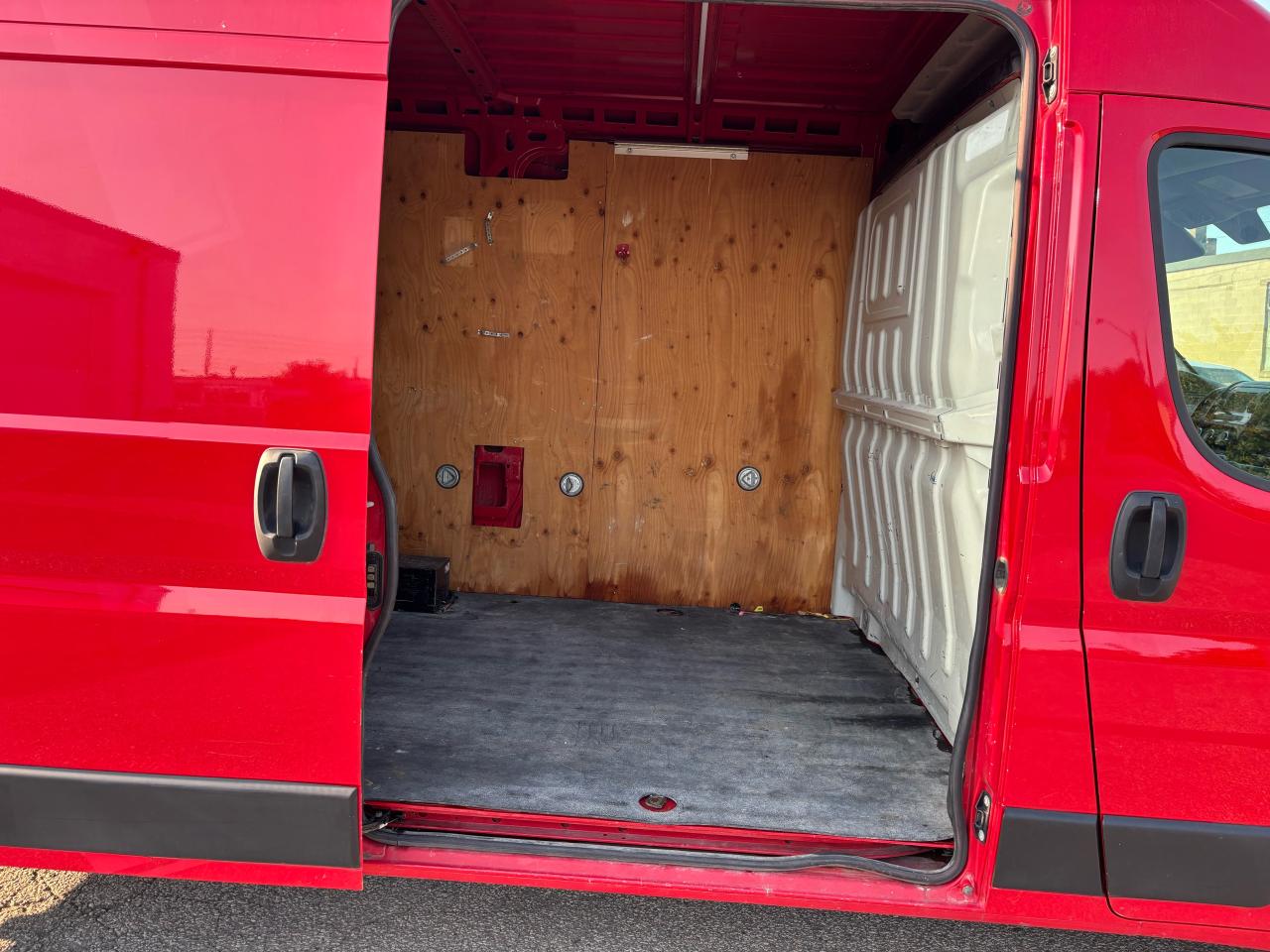 2019 RAM Cargo Van 2500 High Roof 159" WB - Photo #17