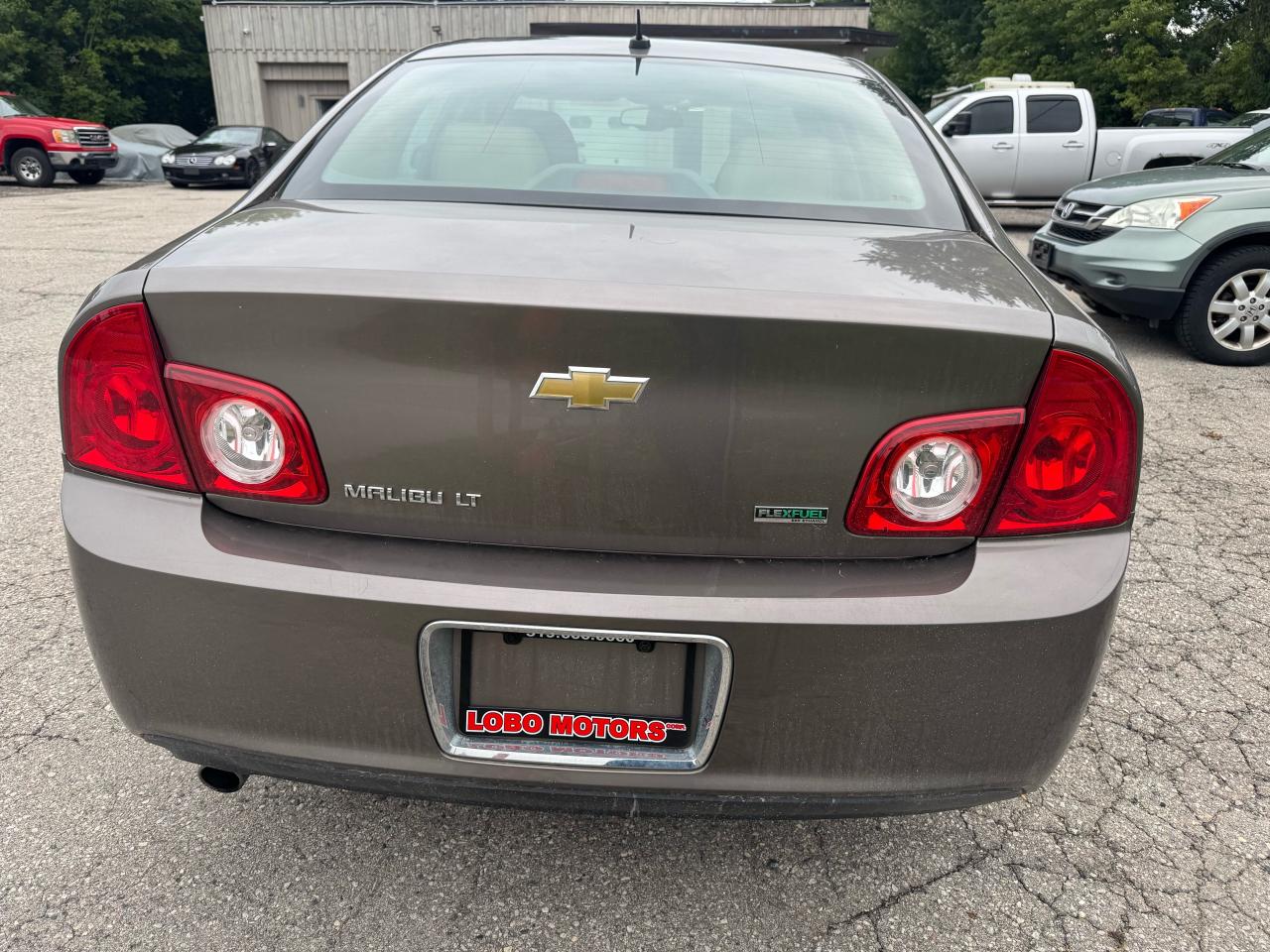 2011 Chevrolet Malibu LT PLATINUM EDITION Photo3
