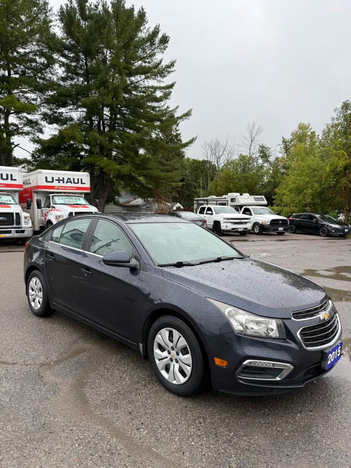 2015 Chevrolet Cruze 1LT - Photo #3