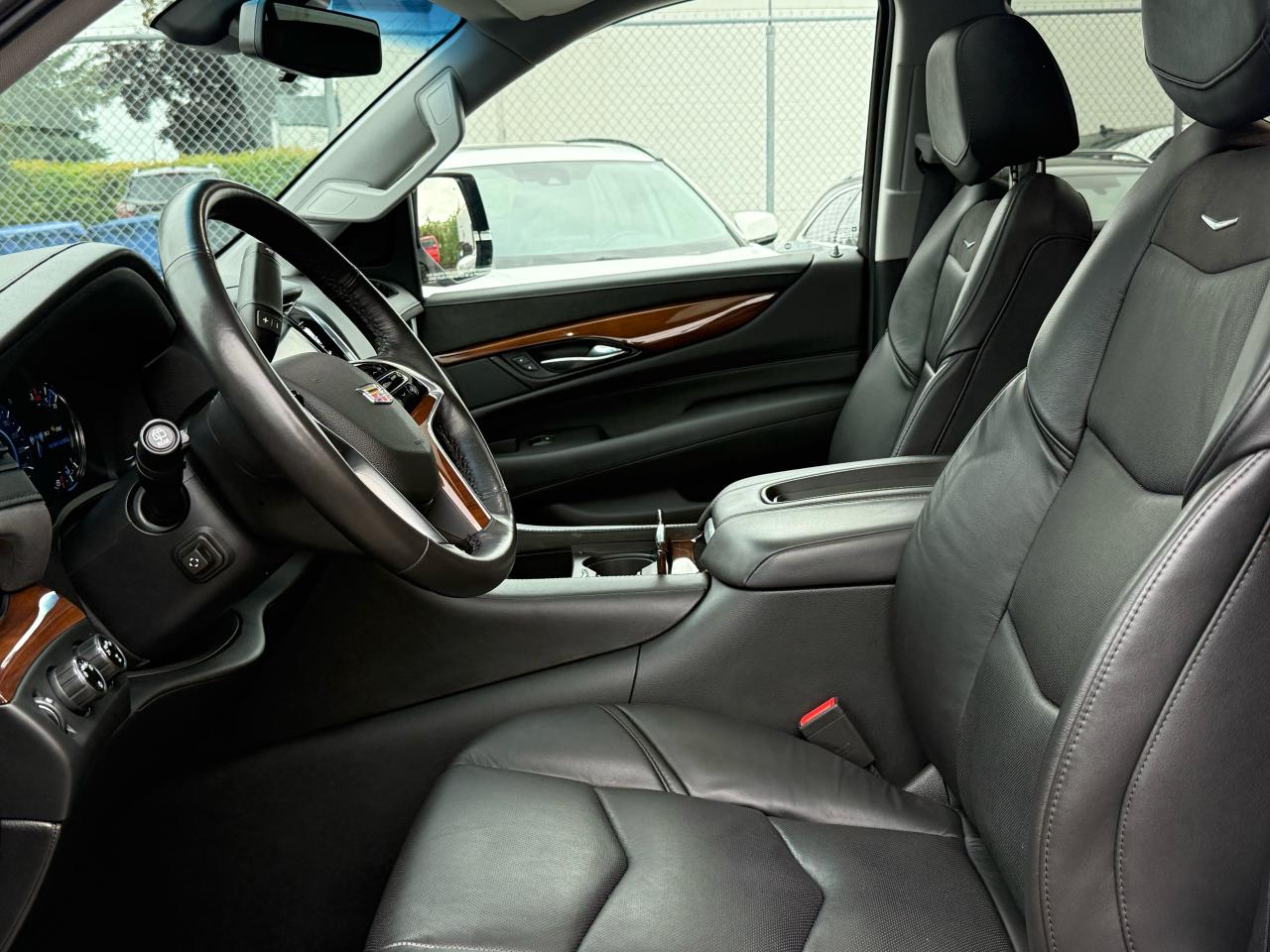 2019 Cadillac Escalade Luxury NAVI|BACKUP|SUNROOF - Photo #5