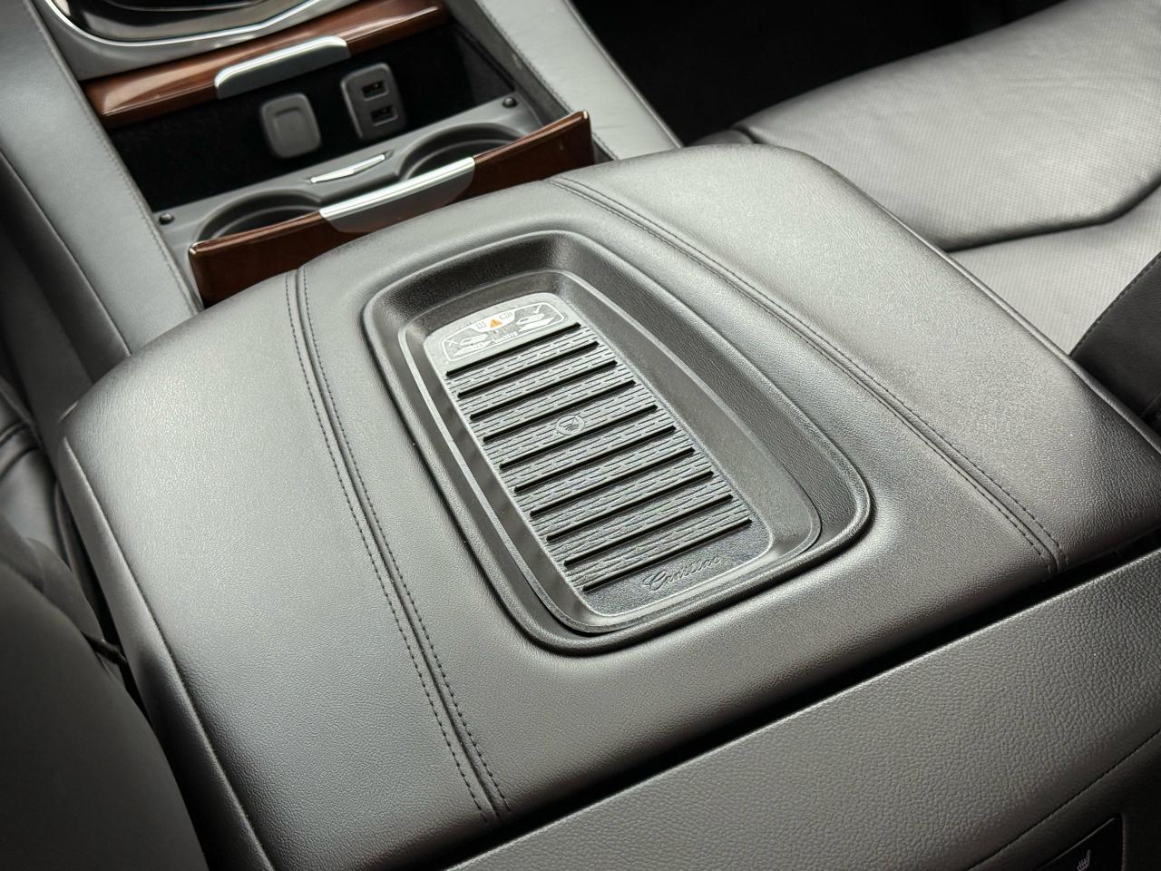 2019 Cadillac Escalade Luxury NAVI|BACKUP|SUNROOF - Photo #10