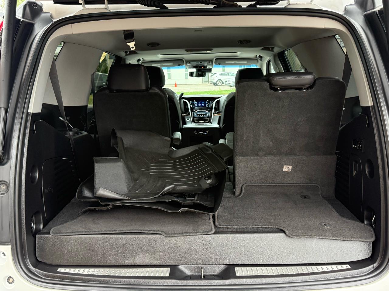 2019 Cadillac Escalade Luxury NAVI|BACKUP|SUNROOF - Photo #17