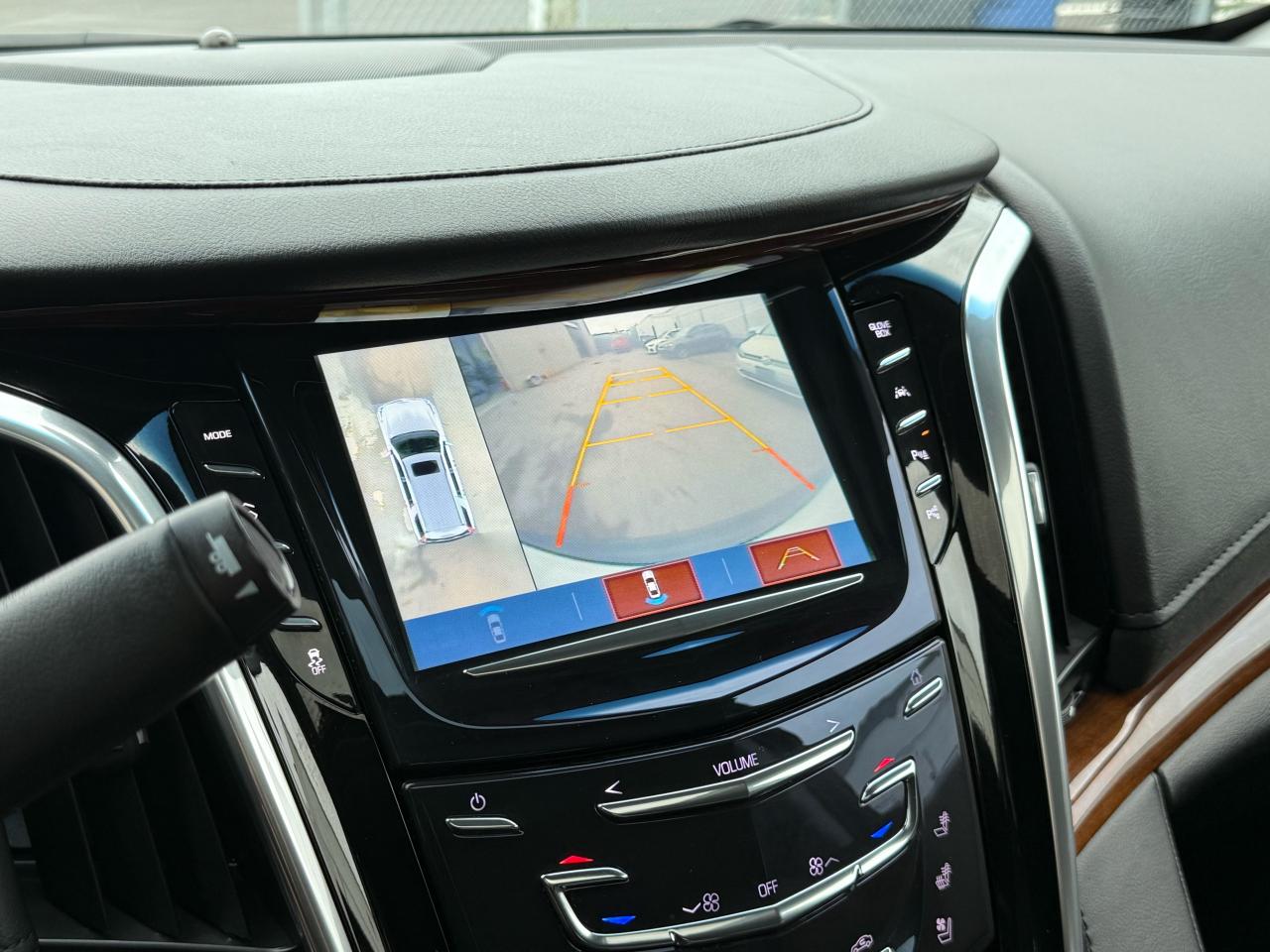 2019 Cadillac Escalade Luxury NAVI|BACKUP|SUNROOF - Photo #19