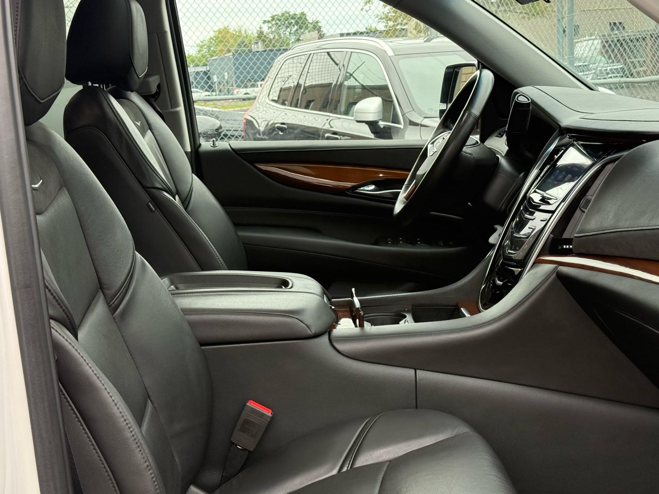 2019 Cadillac Escalade Luxury NAVI|BACKUP|SUNROOF - Photo #11
