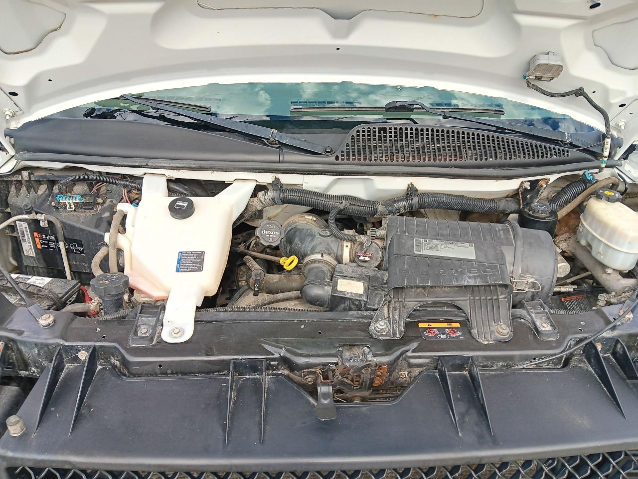 2014 Chevrolet Express Cargo Van AWD, Factory Remote, Tow Package - Photo #7