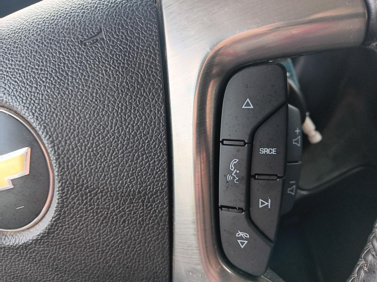 2014 Chevrolet Express Cargo Van AWD, Factory Remote, Tow Package - Photo #9