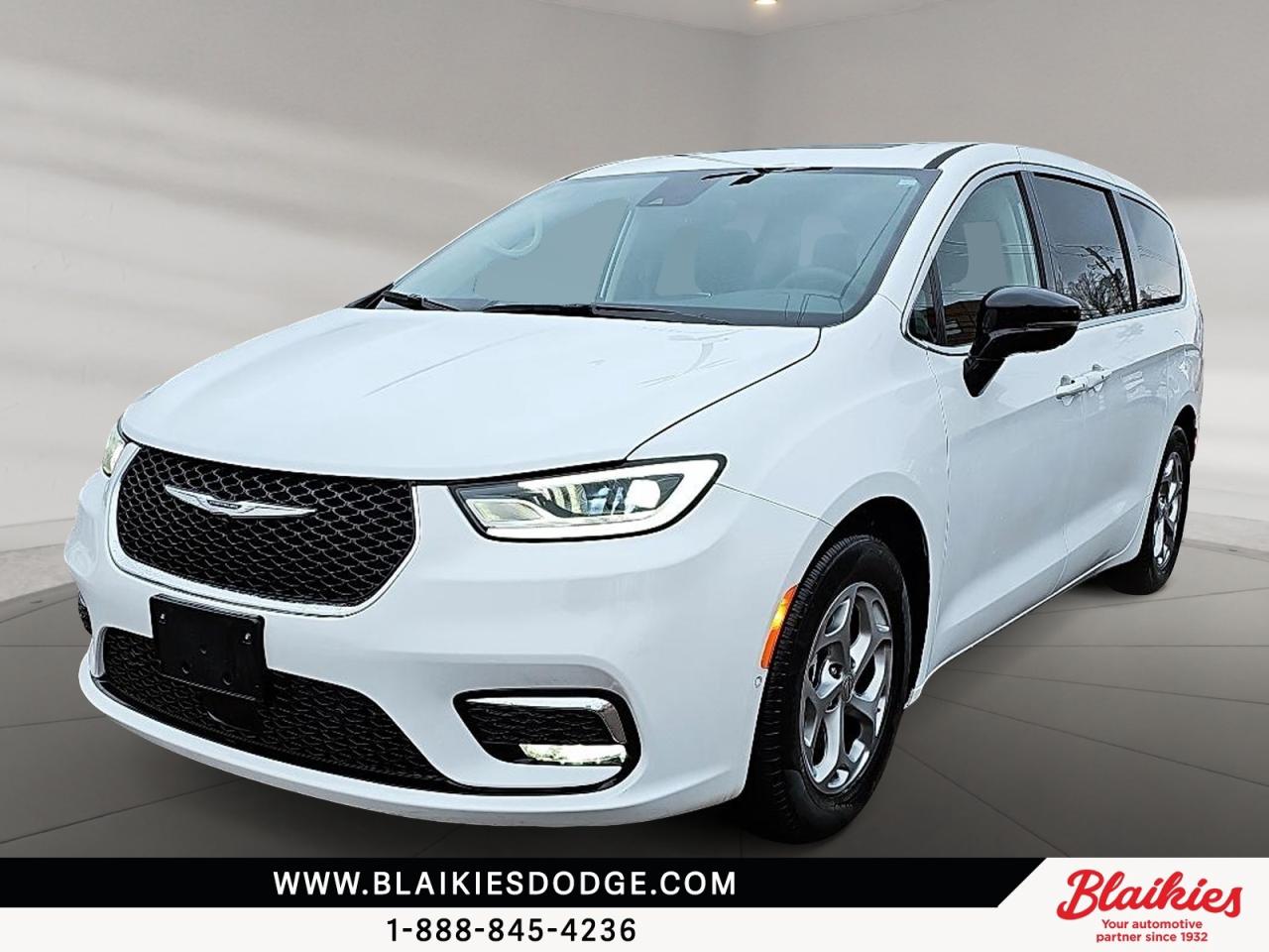 Used 2024 Chrysler Pacifica Limited | Luxurious Family Minivan with Low KMs for sale in Truro, NS