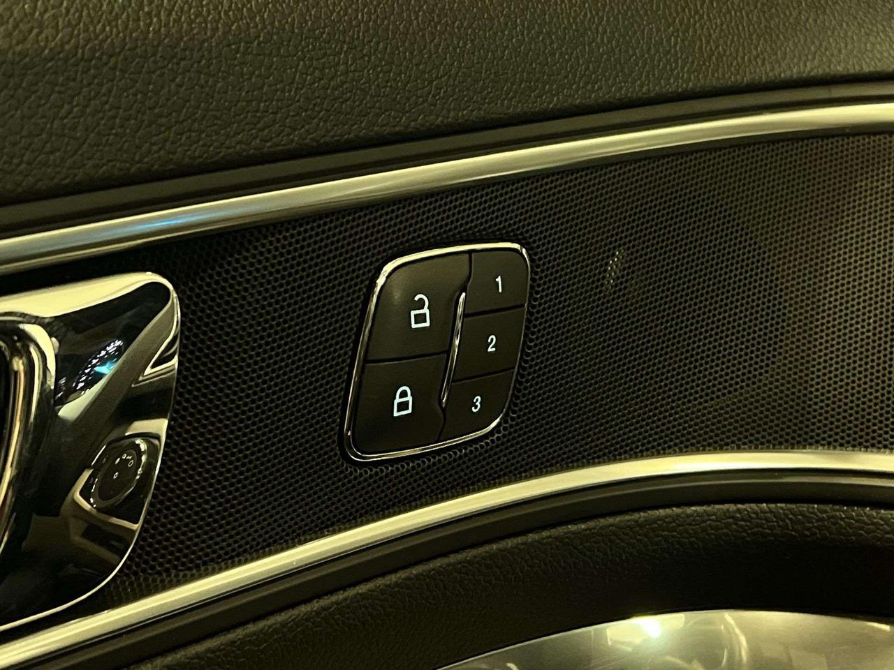 2019 Ford Explorer LIMITED AWD| 290HP 3.5L V6| LEATHER | CARPLAY |NAV Photo