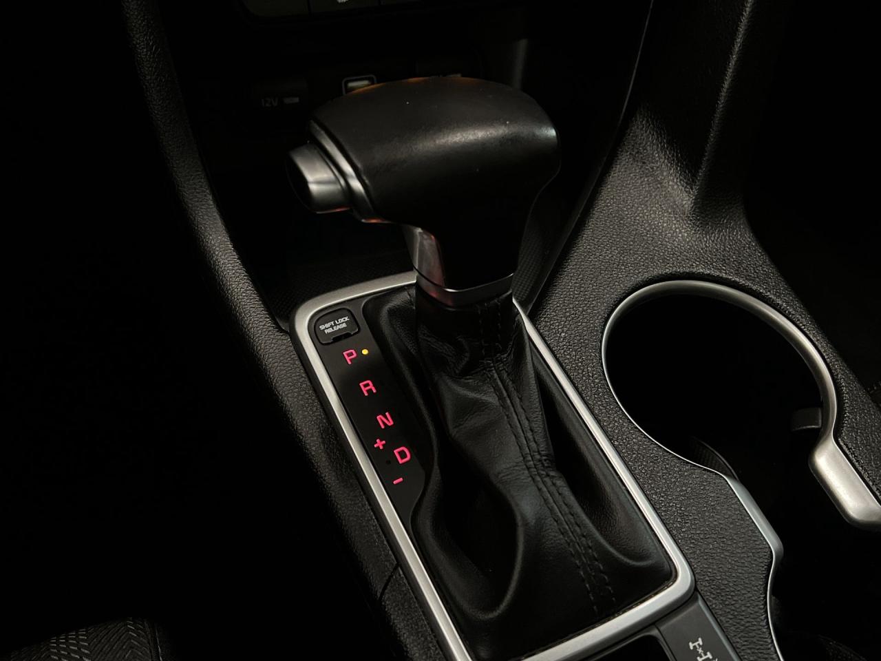 2022 Kia Sportage EX S AWD |PANO ROOF |HTD SEATS/ STEERING | CARPLAY Photo