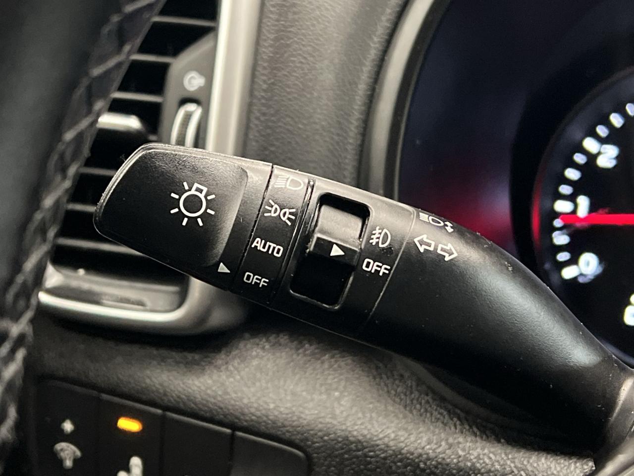 2022 Kia Sportage EX S AWD |PANO ROOF |HTD SEATS/ STEERING | CARPLAY Photo