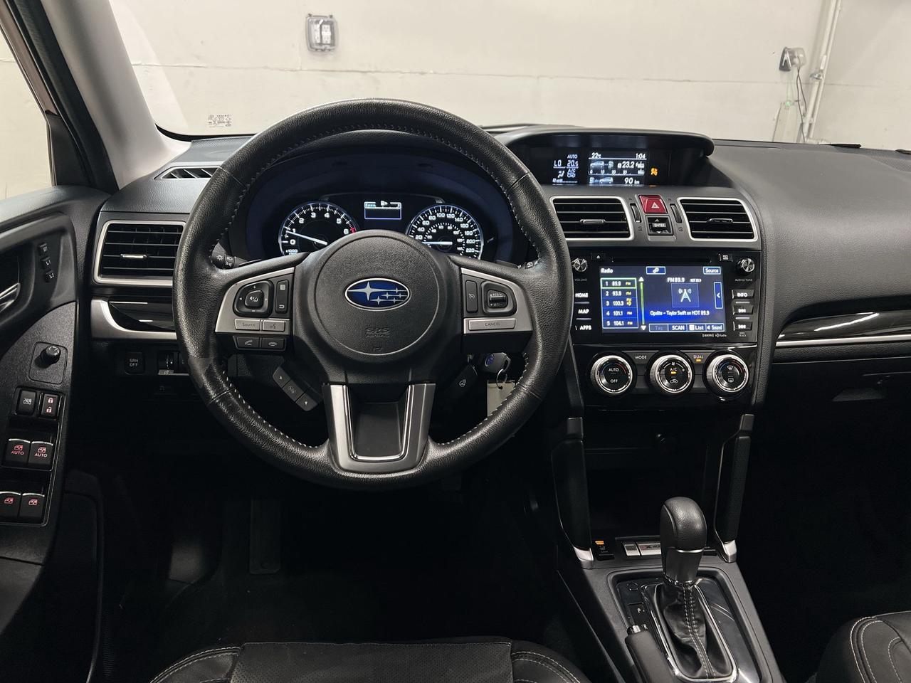 2017 Subaru Forester LIMITED AWD |HTD LEATHER |PANOROOF |CARPLAY |NAV Photo