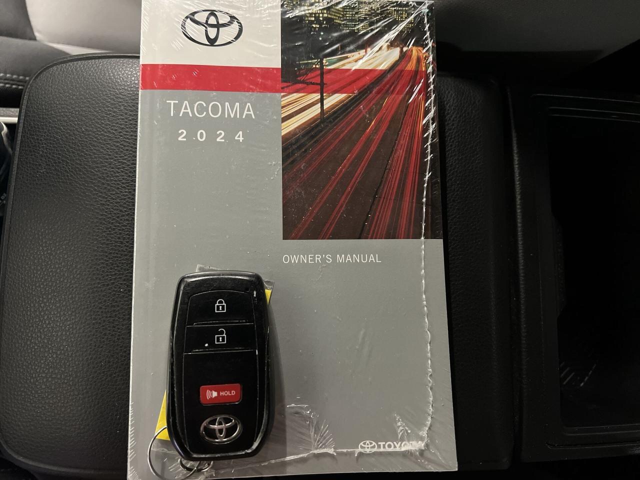 2024 Toyota Tacoma TRD SPORT 4X4 | 270HP TURBO | HTD SEATS | CARPLAY Photo