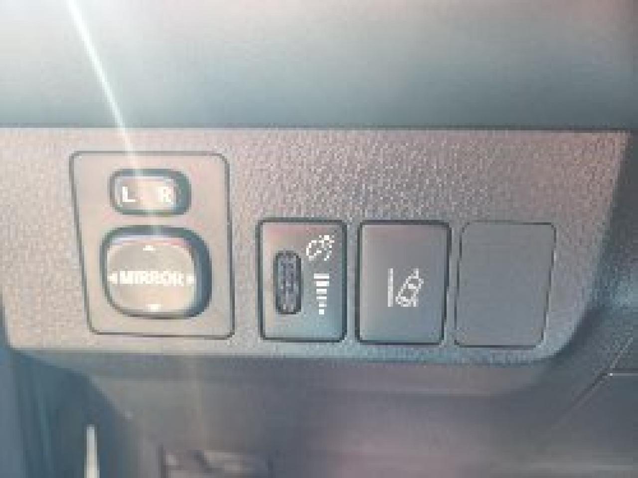 12885872