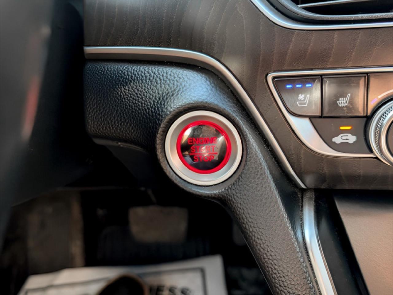 2019 Honda Accord Sedan Touring 2.0 Auto  **COOLED SEATS - SUNROOF** Photo