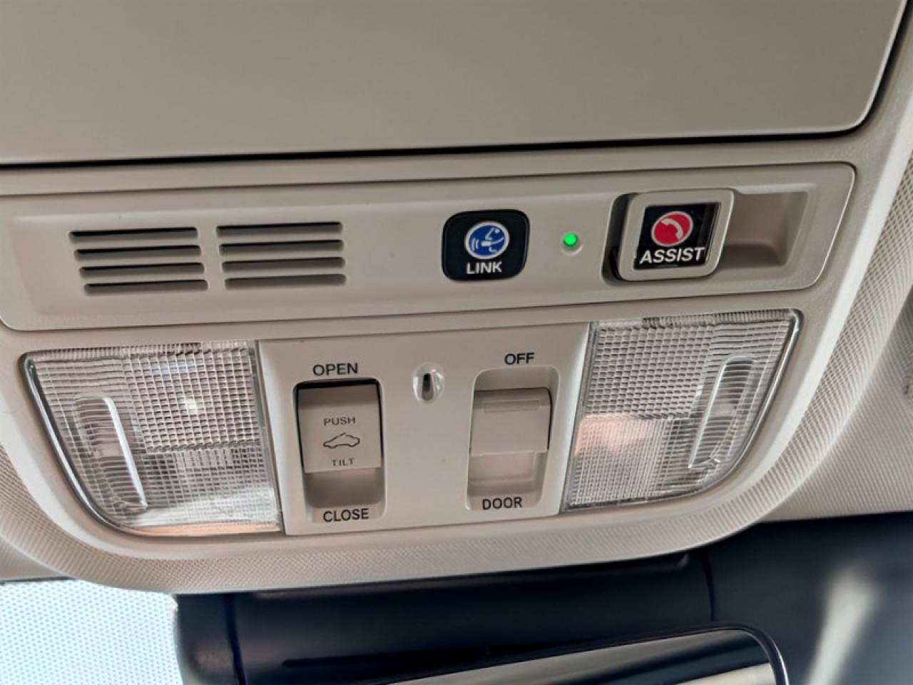 2019 Honda Accord Sedan Touring 2.0 Auto  **COOLED SEATS - SUNROOF** Photo