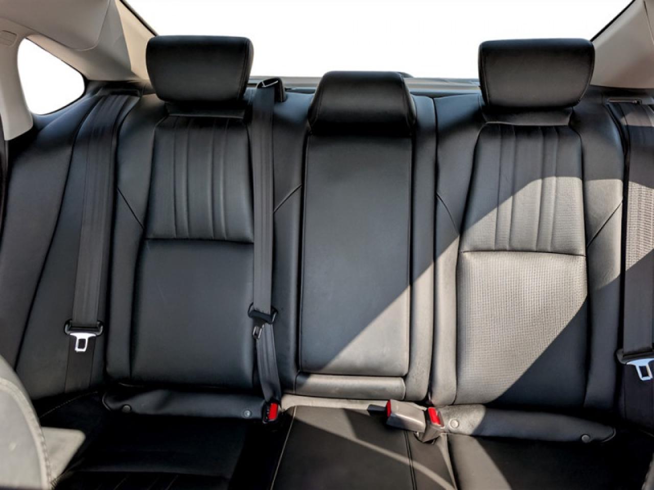 2019 Honda Accord Sedan Touring 2.0 Auto  **COOLED SEATS - SUNROOF** Photo