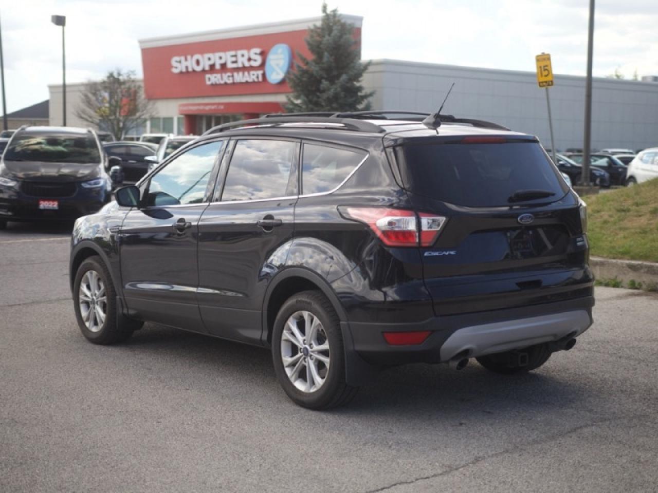 2018 Ford Escape SEL  **CANADIAN TOURING PACKAGE** Photo2