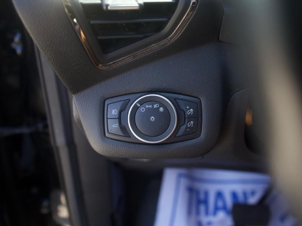 2018 Ford Escape SEL  **CANADIAN TOURING PACKAGE** Photo