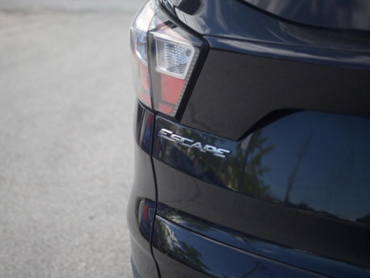 2018 Ford Escape SEL  **CANADIAN TOURING PACKAGE** Photo