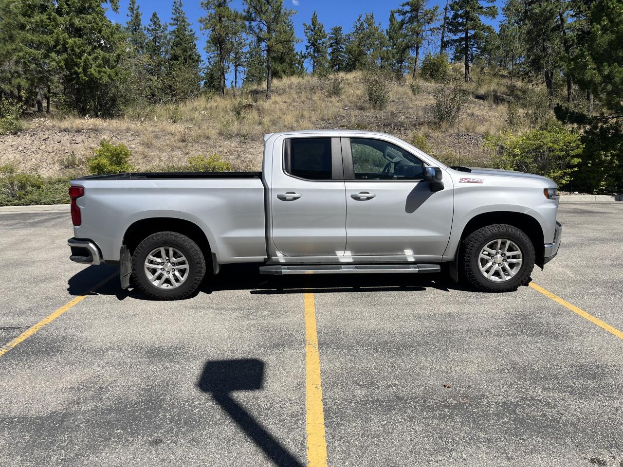 2020 Chevrolet Silverado 1500 LT DOUBLE CAB 4WD - Photo #5