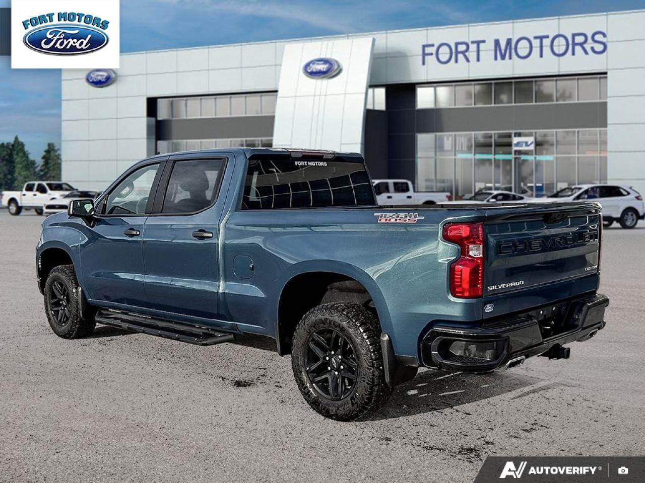 2024 Chevrolet Silverado 1500 Custom Trail Boss Photo3