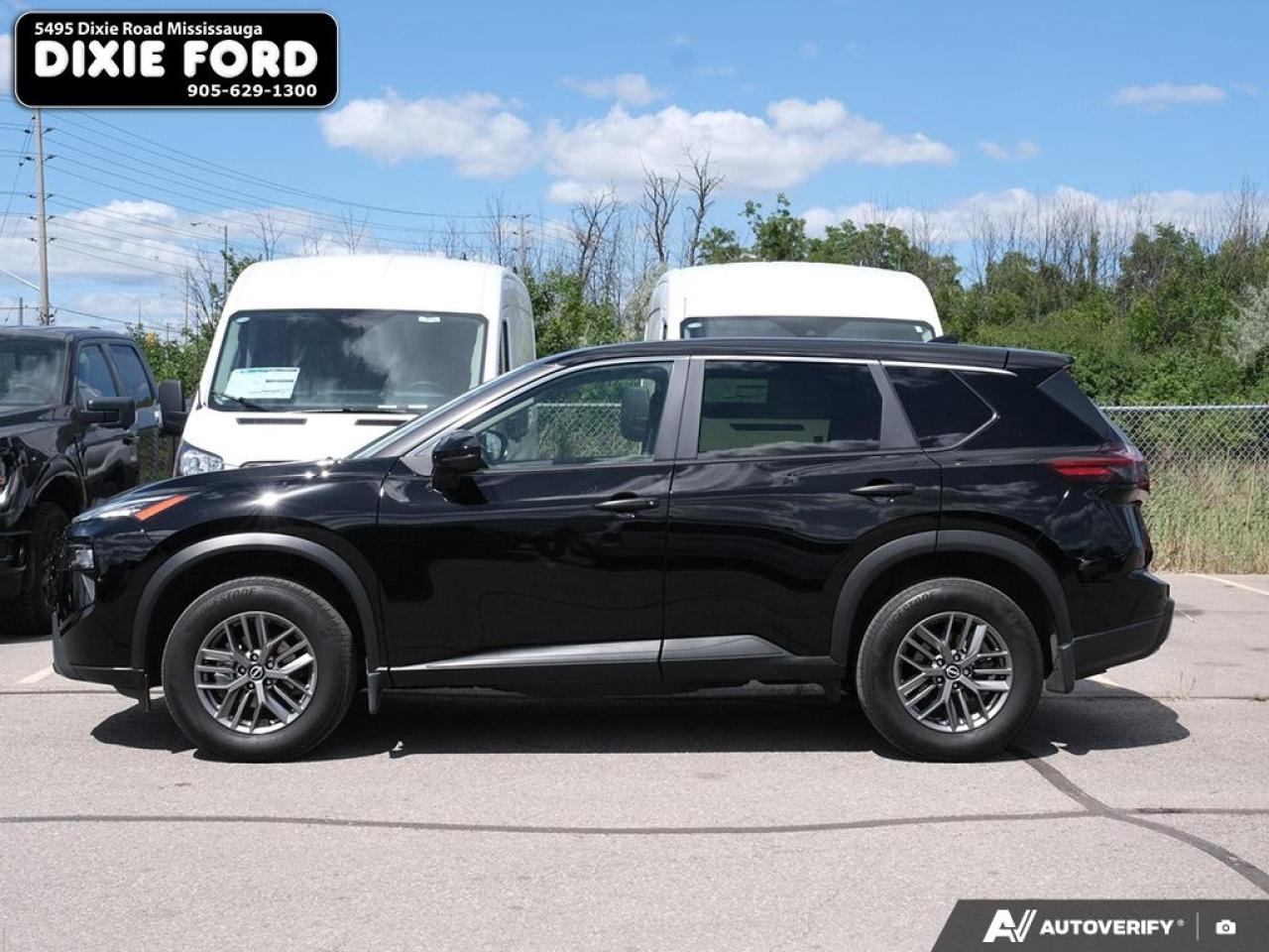 2024 Nissan Rogue S Photo