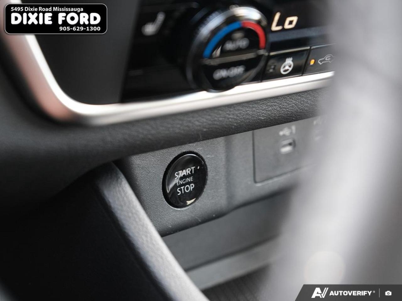 2024 Nissan Rogue S Photo