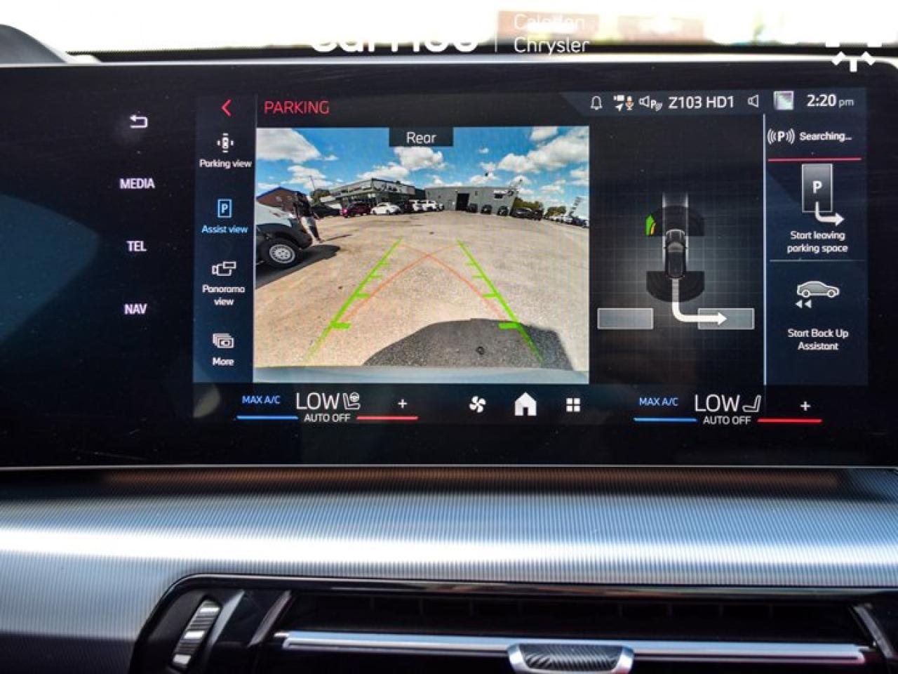 2025 BMW X1 M35i xDrive Sports Activity Only 28Km Pano Sunroof Navi Blind Spot Photo