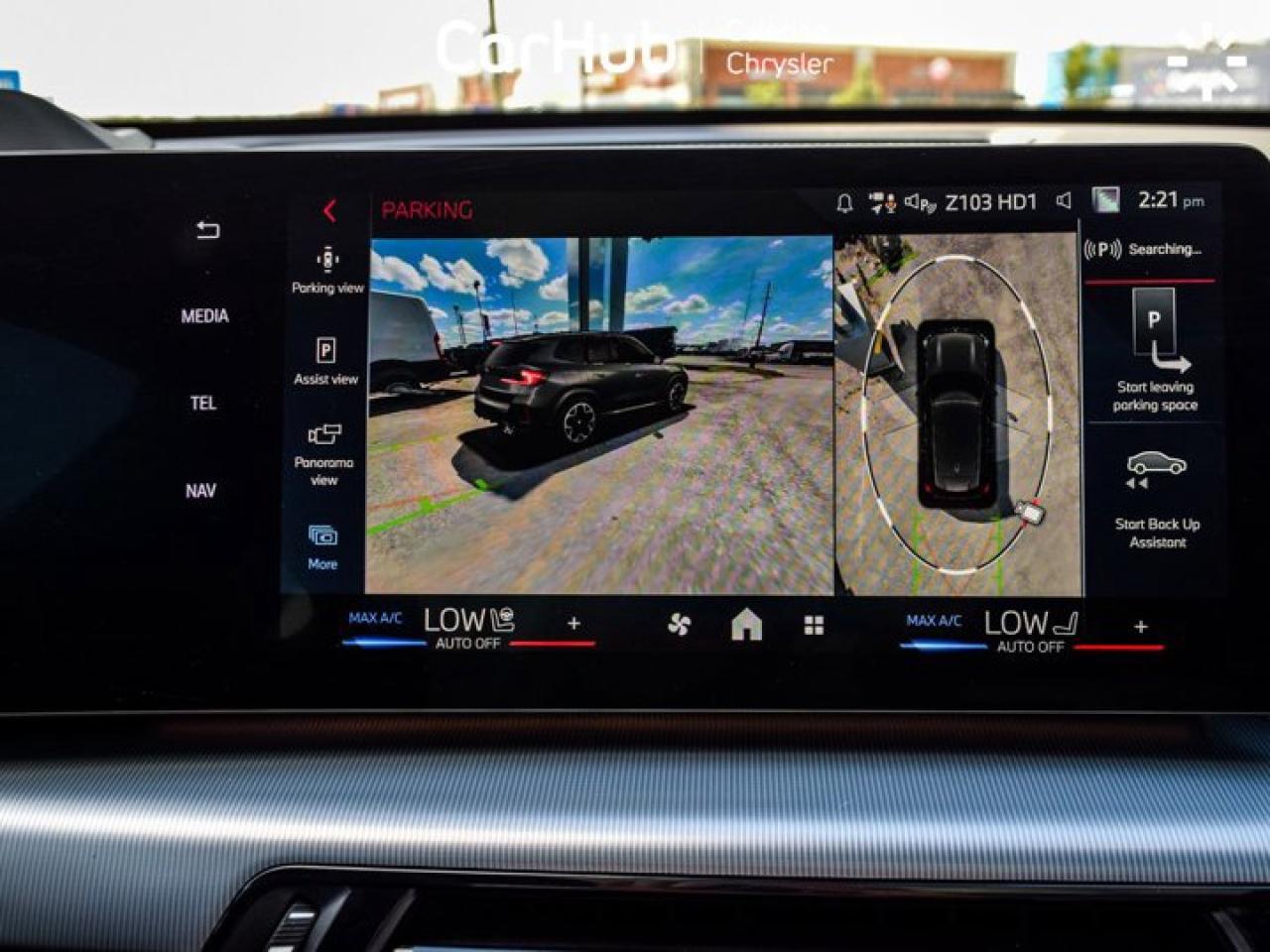 2025 BMW X1 M35i xDrive Sports Activity Only 28Km Pano Sunroof Navi Blind Spot Photo