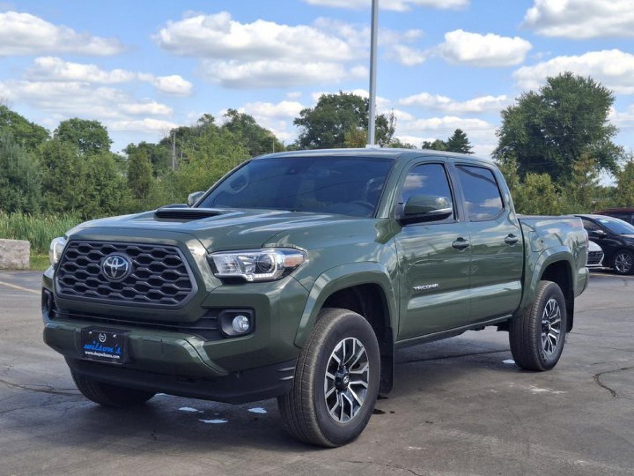 Used 2022 Toyota Tacoma TRD Off Road Premium 4x4 | Manual | Leather | Sunroof | Heated Seats | Rear Cam | Blind Spot & More! for sale in Guelph, ON