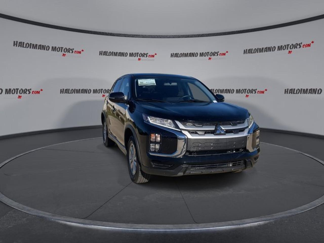 2024 Mitsubishi RVR SE AWC | Heated Seats Photo