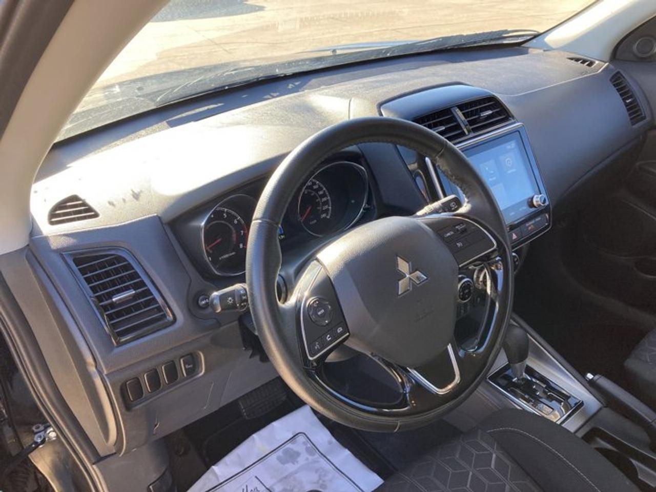 2024 Mitsubishi RVR SE AWC | Heated Seats Photo