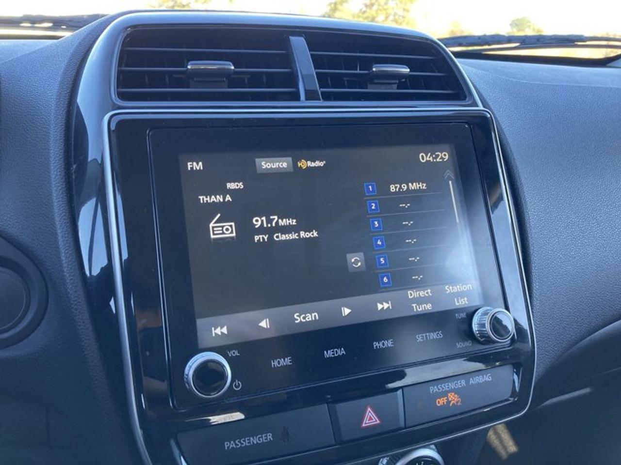 2024 Mitsubishi RVR SE AWC | Heated Seats Photo