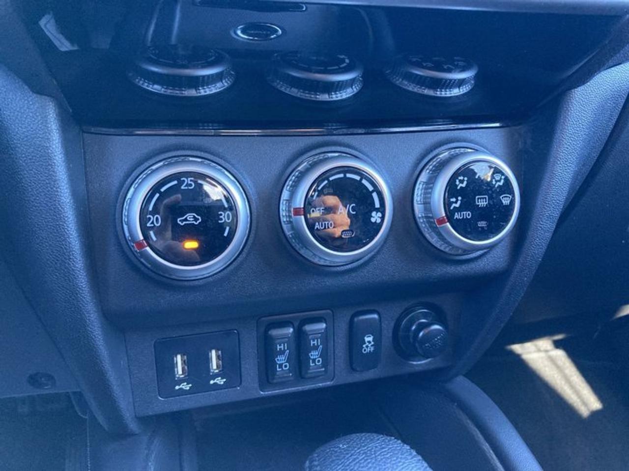 2024 Mitsubishi RVR SE AWC | Heated Seats Photo