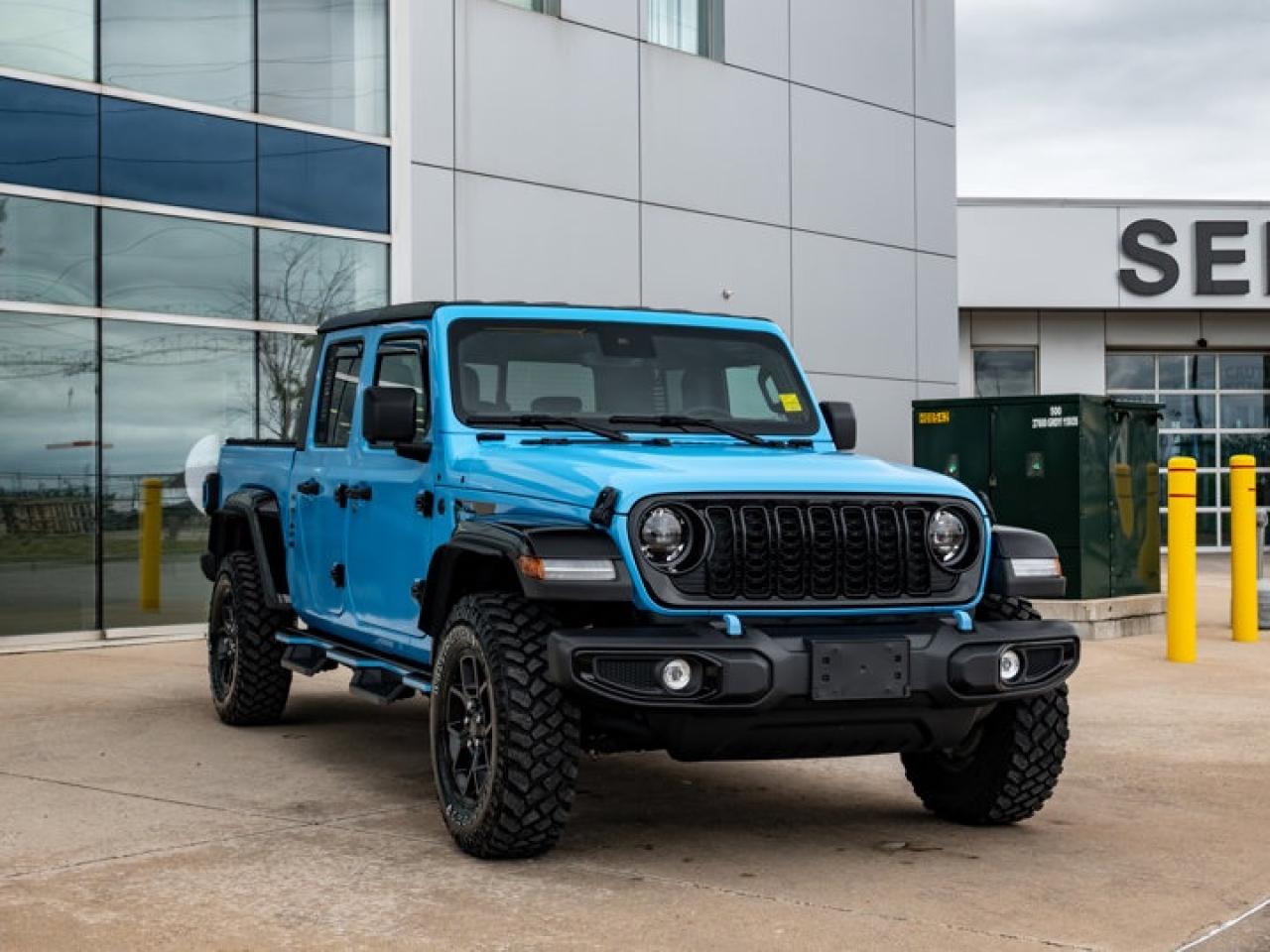 2024 Jeep Gladiator Willys Photo
