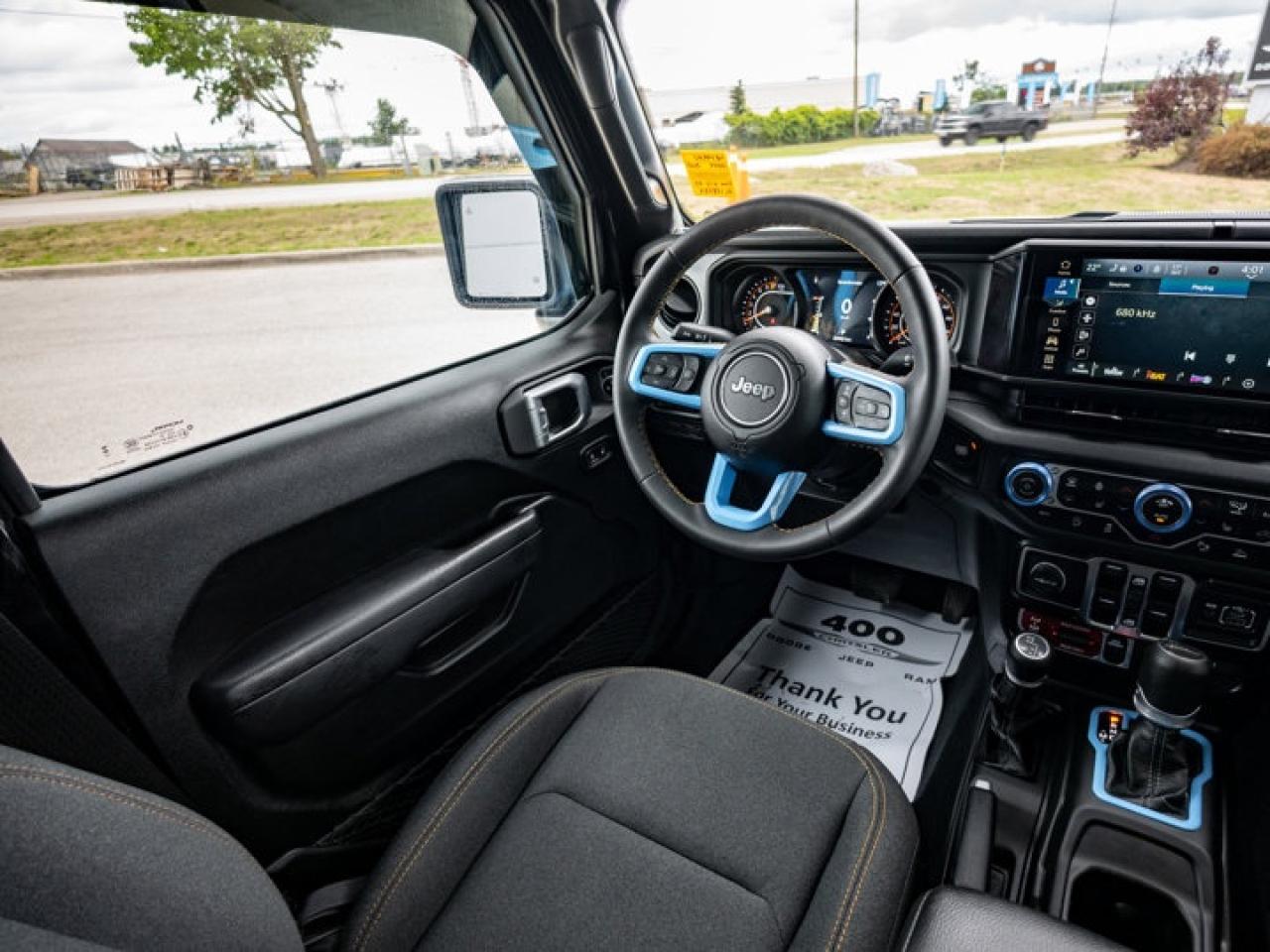 2024 Jeep Gladiator Willys Photo