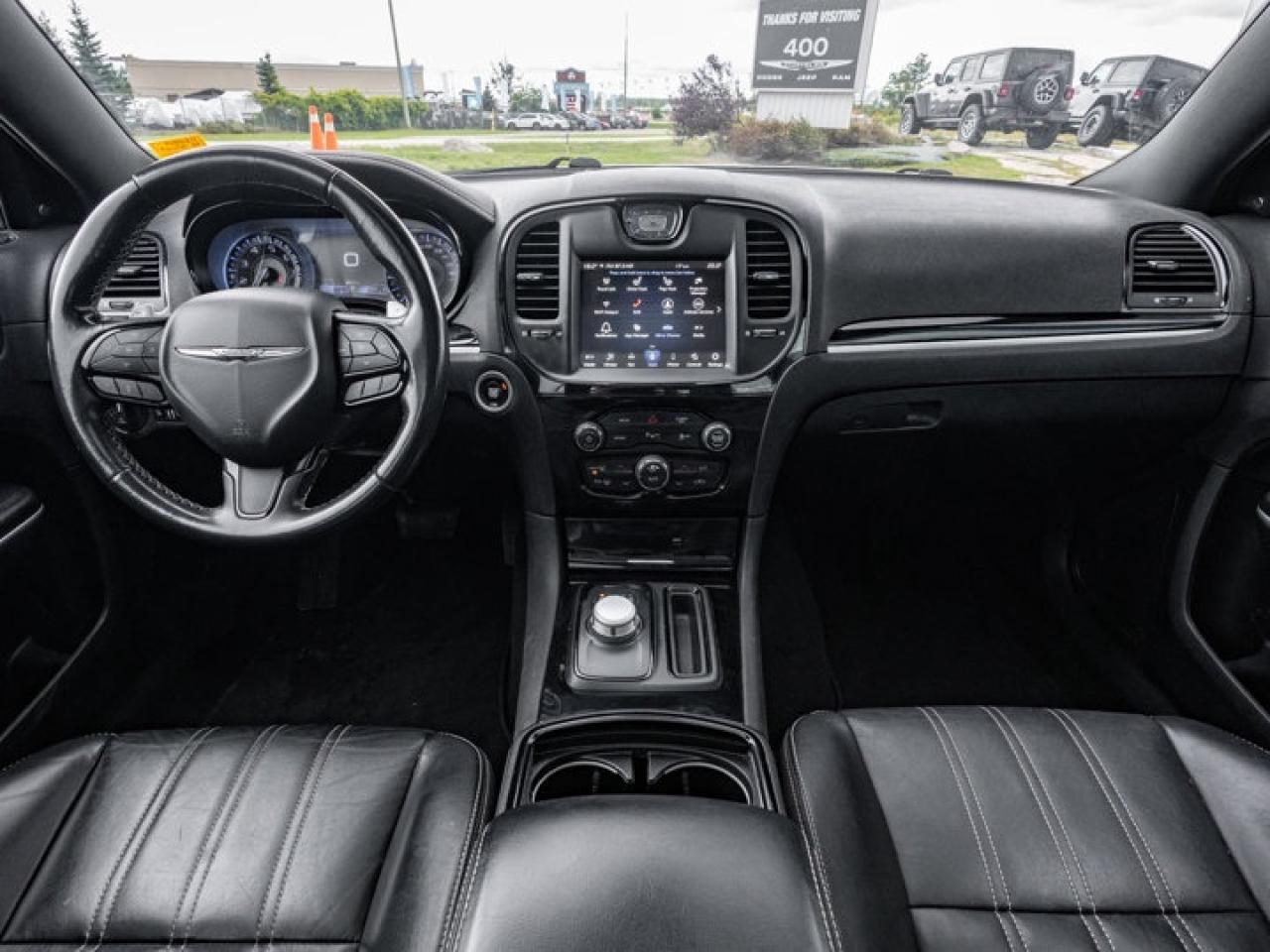 2022 Chrysler 300 300S Photo