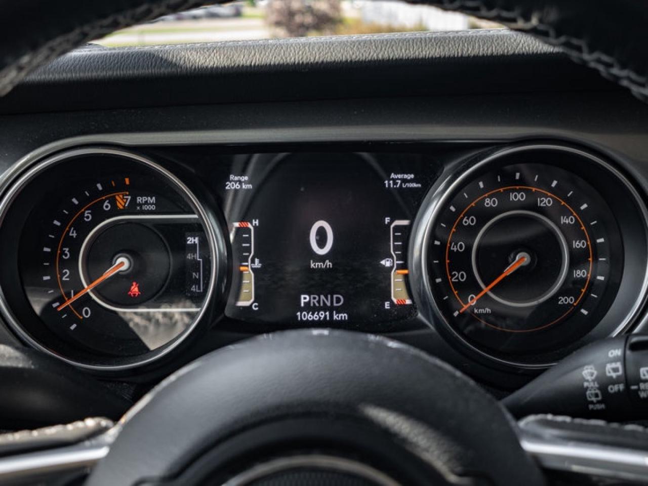 2021 Jeep Wrangler Unlimited Sahara Photo3