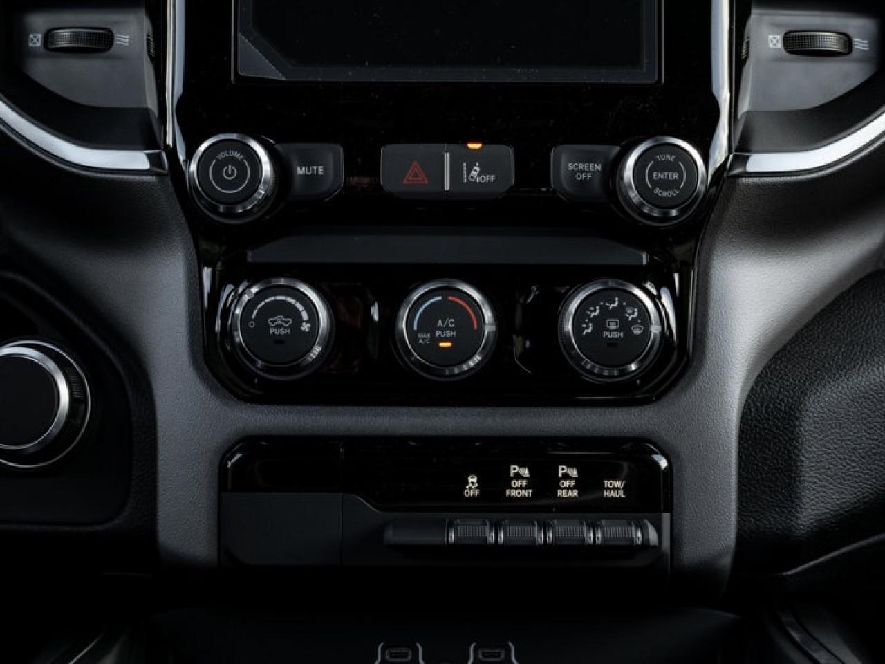 2026 RAM 1500 Express Photo