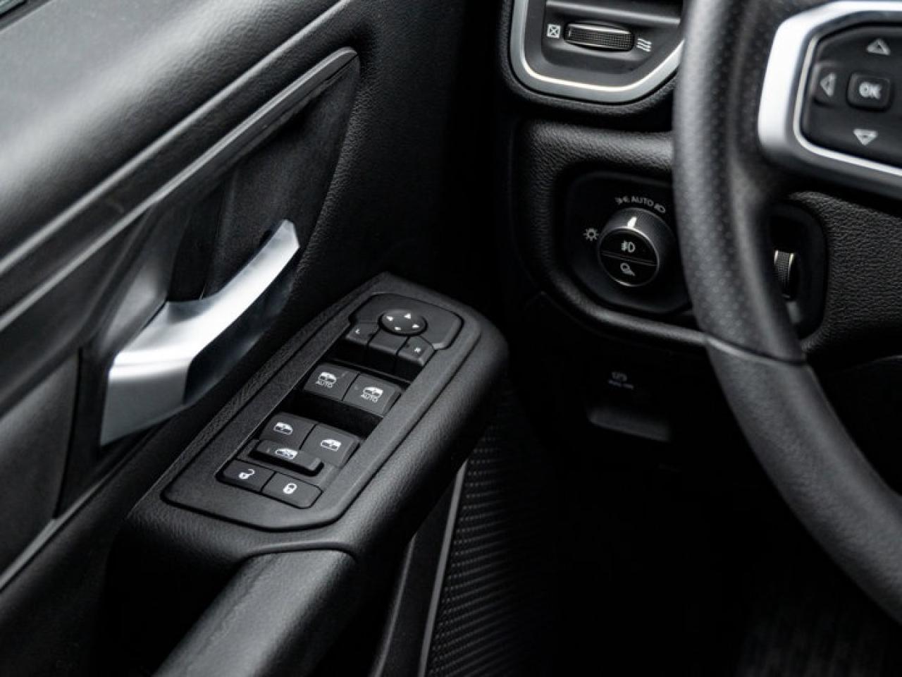 2026 RAM 1500 Express Photo