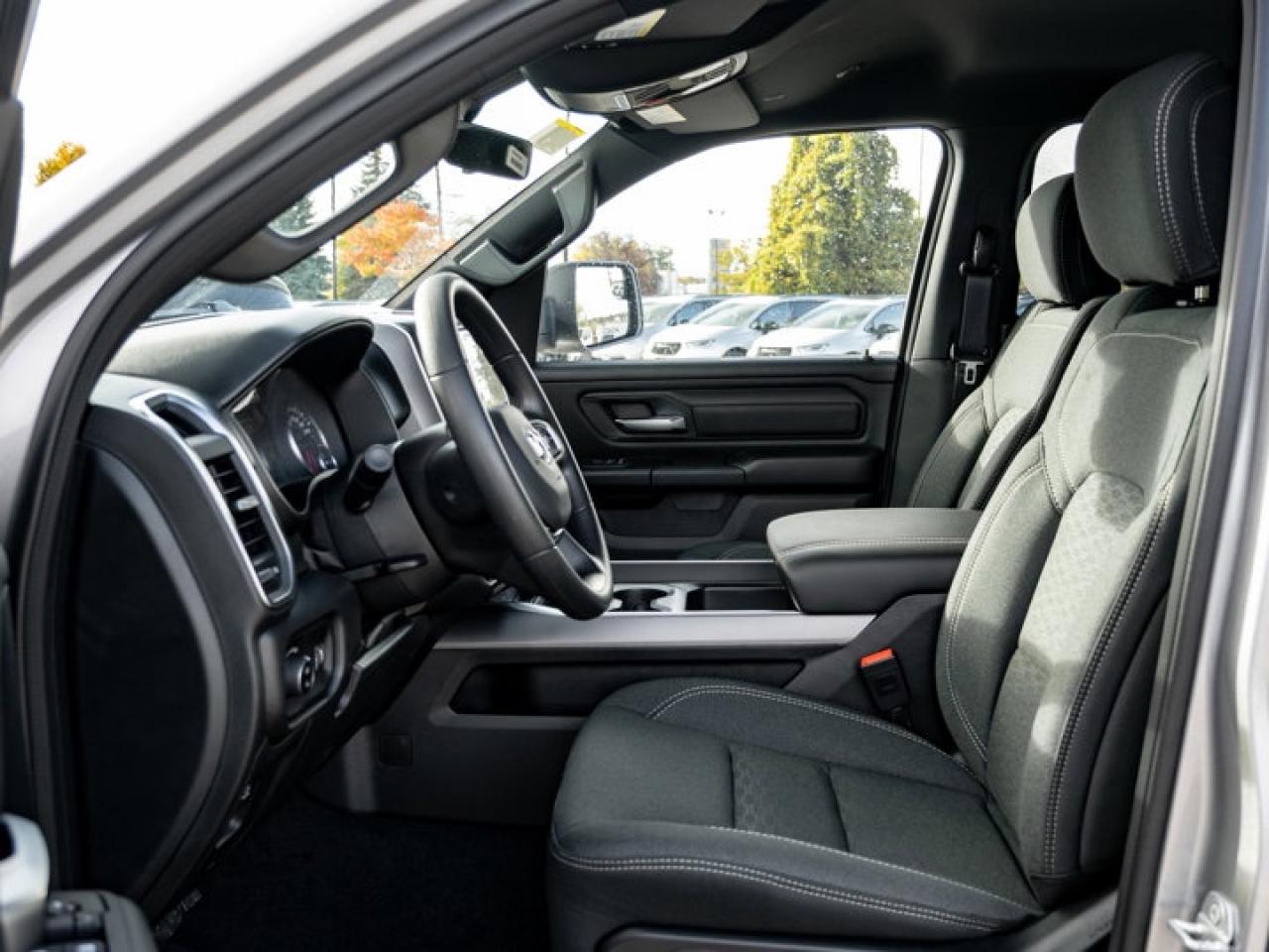 2026 RAM 1500 Express Photo