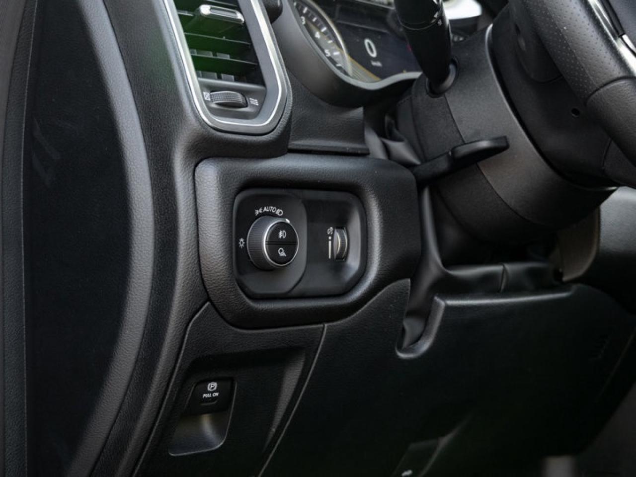 2026 RAM 1500 Express Photo