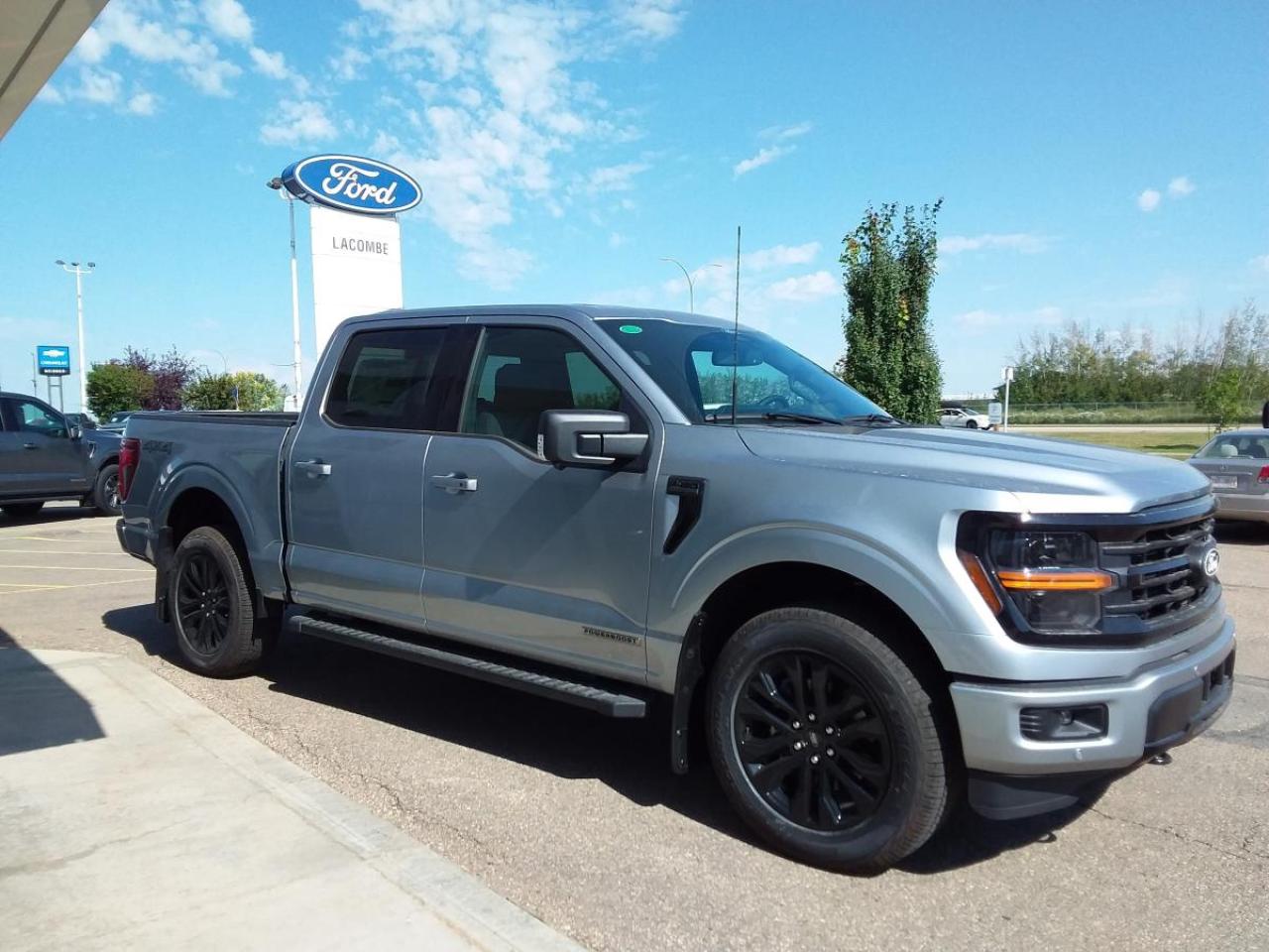 New 2025 Ford F-150 XLT for sale in Lacombe, AB