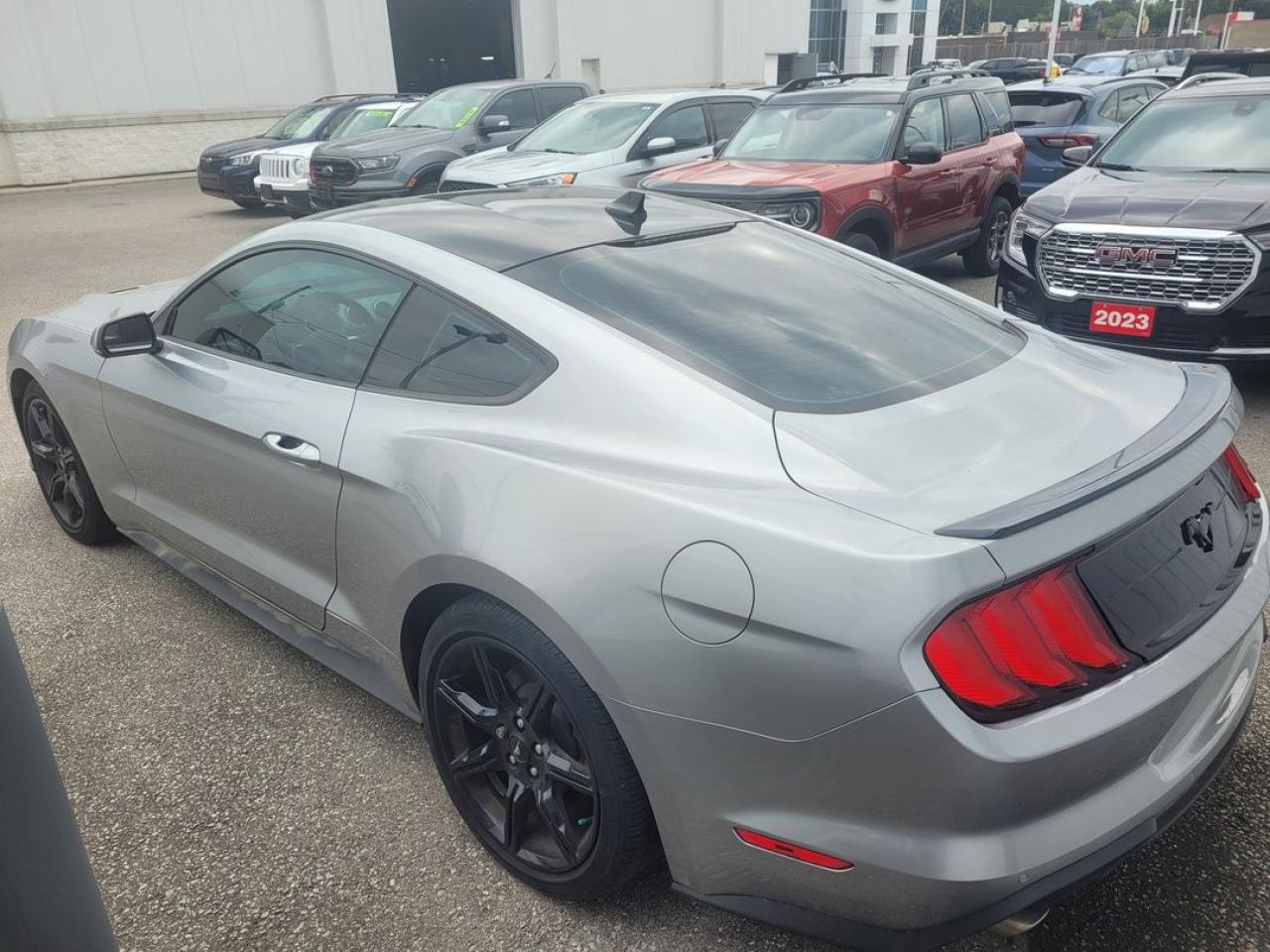 2020 Ford Mustang EcoBoost Premium Photo4