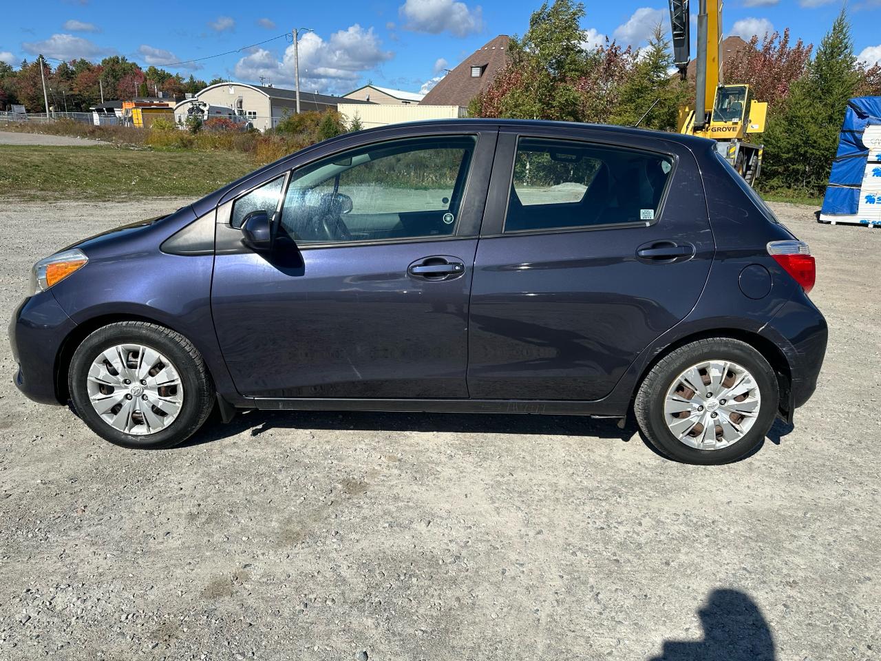 2014 Toyota Yaris LE Photo