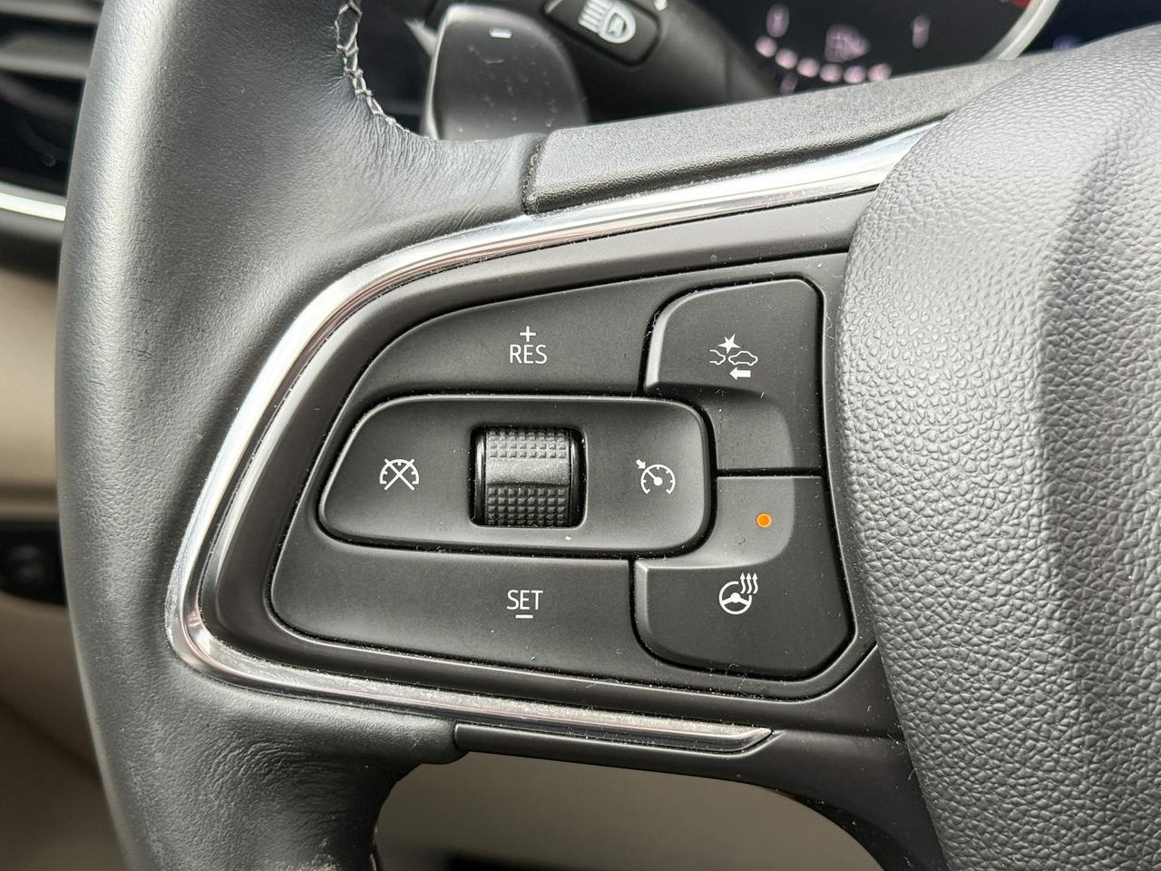 2022 Buick Envision Avenir ONE OWNER, CLEAN CARFAX, 2.0L 4CYL, MOONROOF, HEATED & VENTILATED FRONT SEATS, HEATED STEERING WHEEL, REMOTE START, REAR CAMERA MIRROR, POWER LIFTGATE, HD SURROUND VISION Photo