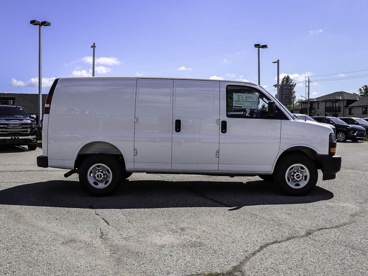 2025 GMC Savana Cargo Van BASE Photo2