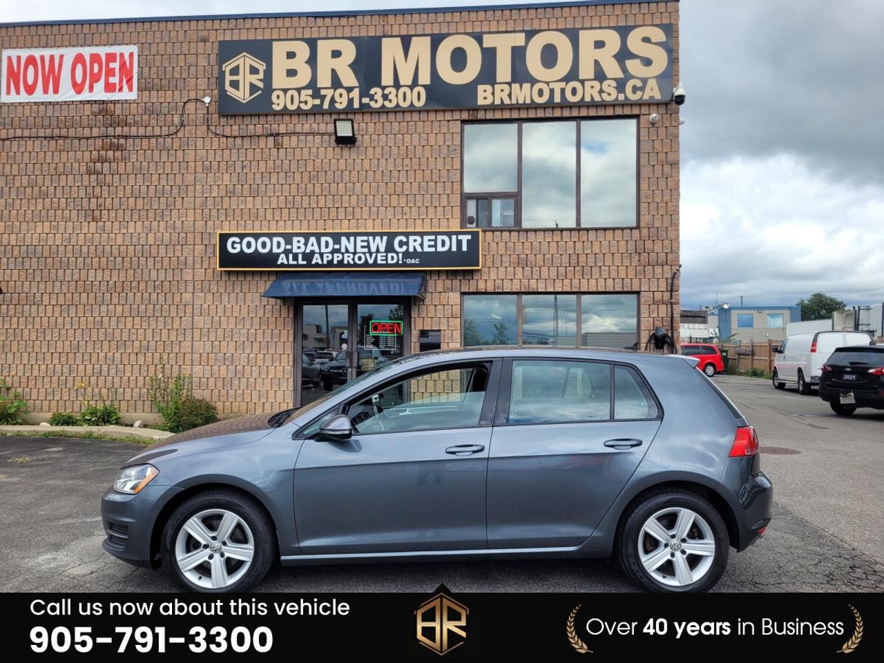 2017 Volkswagen Golf TSI S | No Accidents Reported Photo4