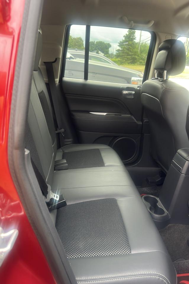 2015 Jeep Compass NORTH - Photo #4